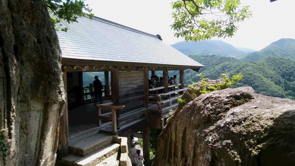 山寺のご利益とアクセス 口コミと行ってきた感想を紹介